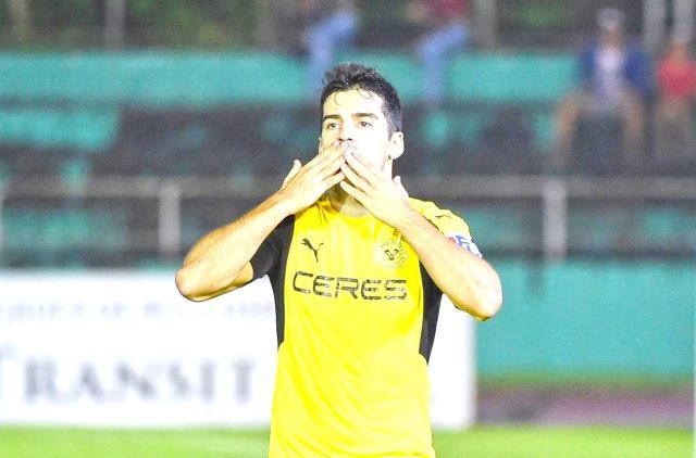 菲律宾归化球员或无缘40强赛 至今未获FIFA批准函